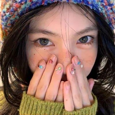 新教宗电影海报